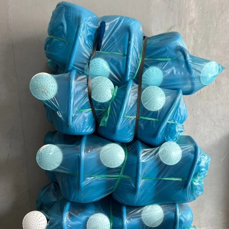 ขายส่ง บัวรดน้ำ พลาสติก สีฟ้า ลายมงกร