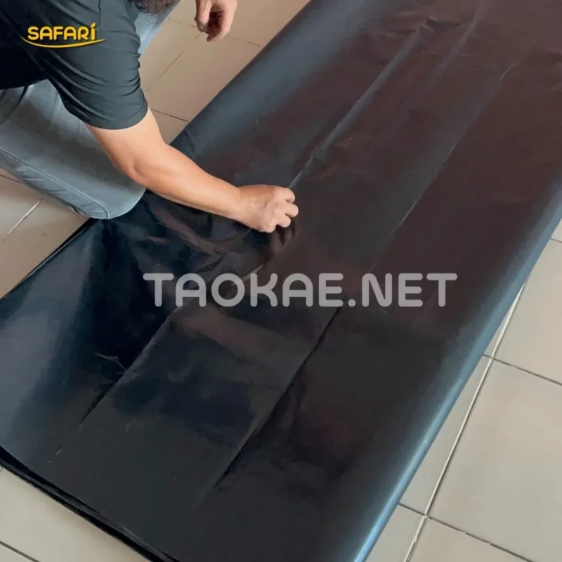 พลาสติกปูบ่อ แบ่งขาย