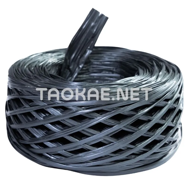 เชือกฟางเส้นลวดสีตะกั่ว