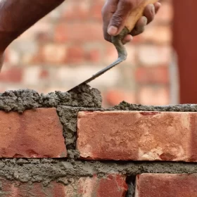 อุปกรณ์ก่อสร้าง