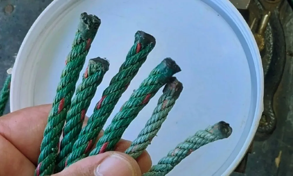 ลนไฟปลายเชือก